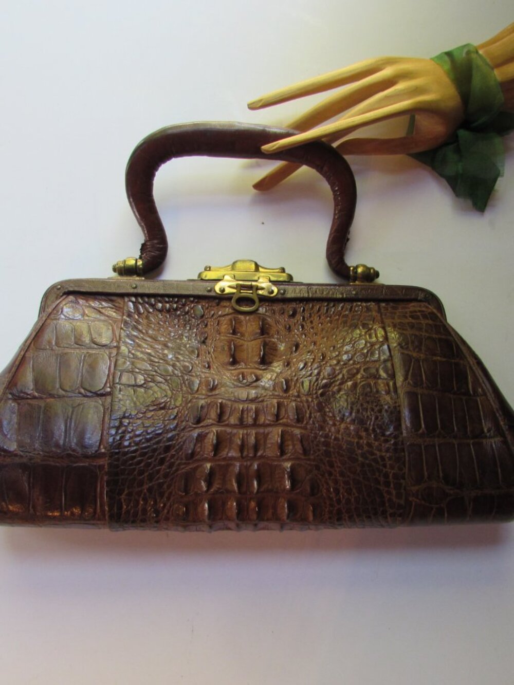 Vintage Alligator Handbag Matching Coin Purse - Picture 2 of 12